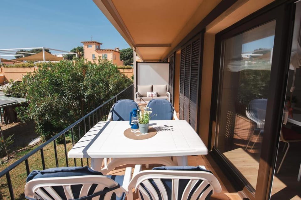Apartamento vista mar en S'Agaró a 100m playa Apartment in S'Agaró