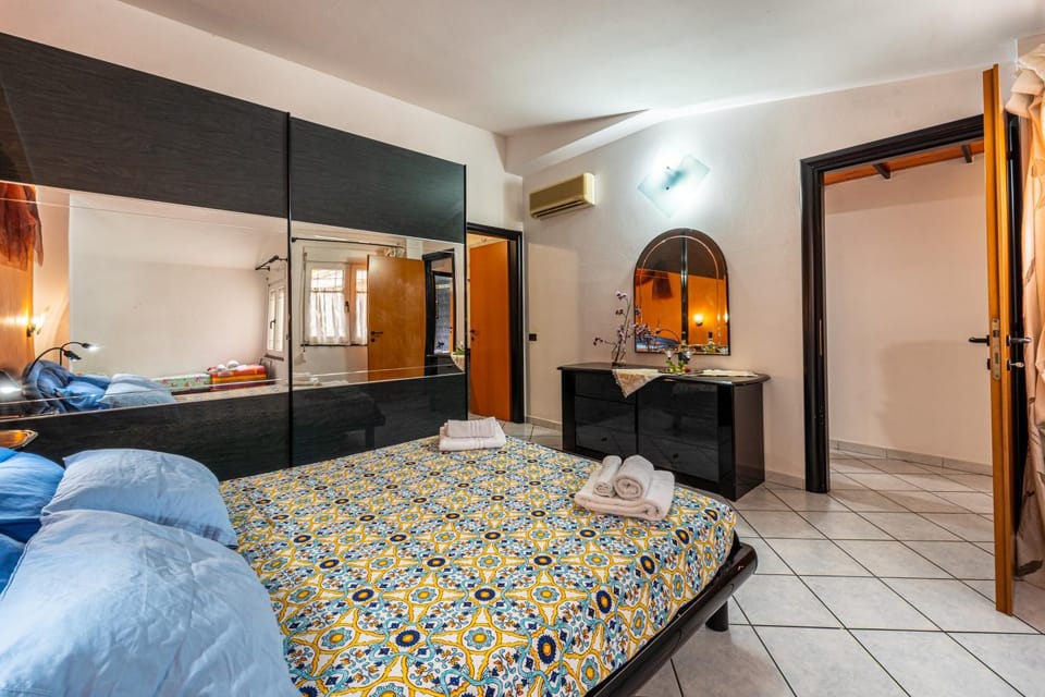 Property building, Living room, Bedroom