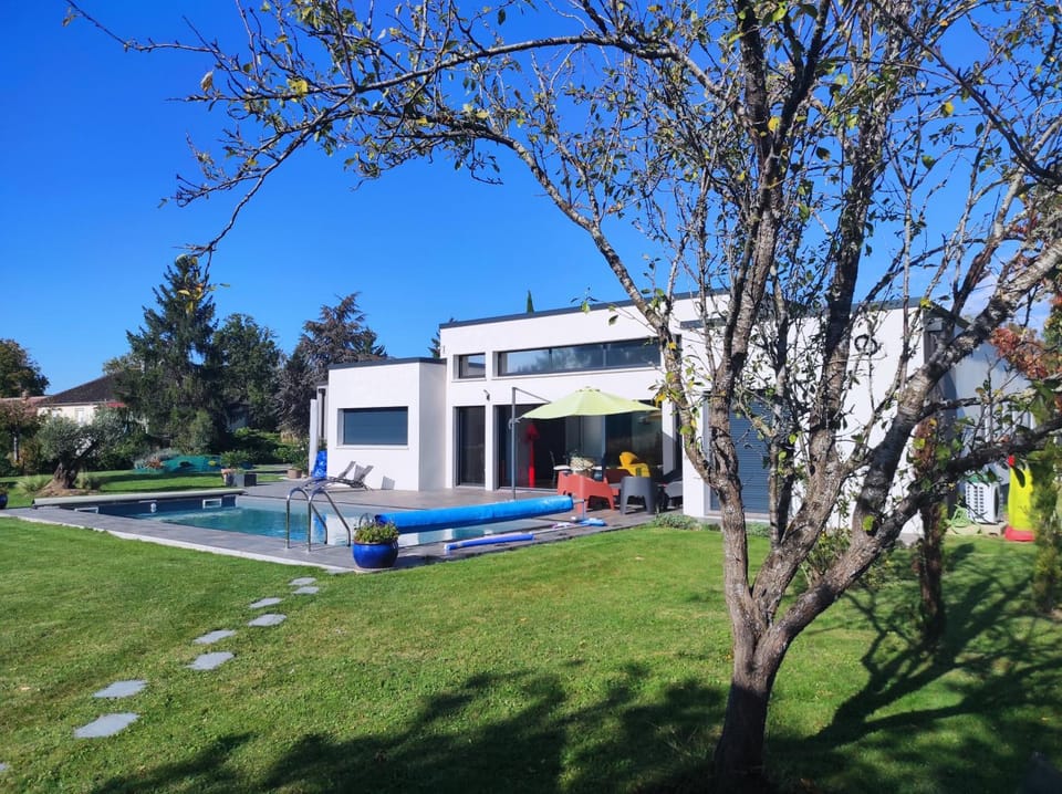 Proche Circuit Vacation rental in Centre-Val de Loire