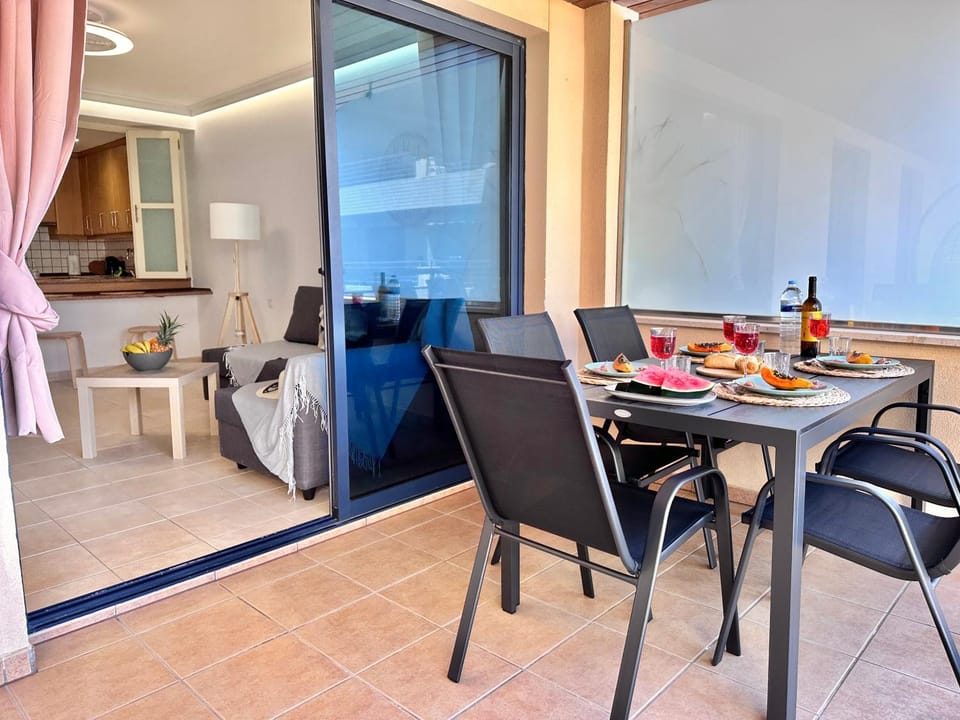 Patio, Balcony/Terrace, Living room