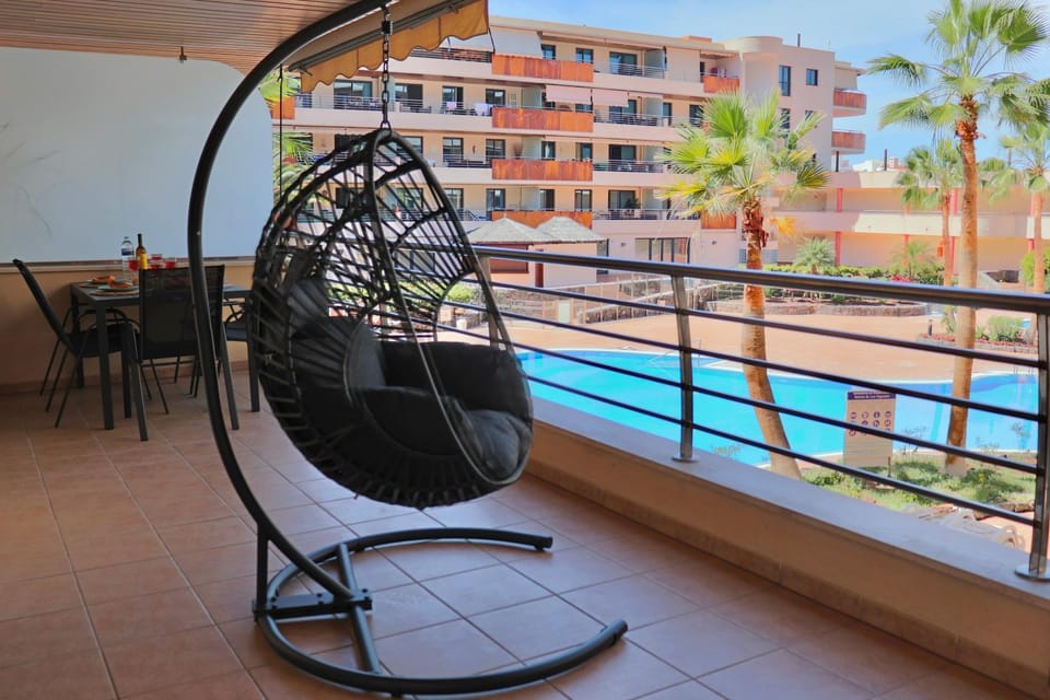 Property building, Patio, Swimming pool