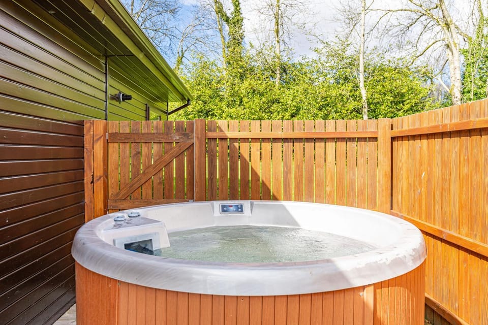 Natural landscape, Hot Tub