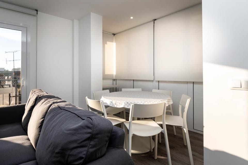 AT123 Reformado, en el centro del pueblo, solamente 500m de la playa Apartment in Torredembarra