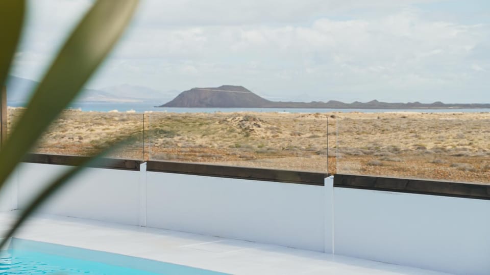 Nearby landmark, Sea view