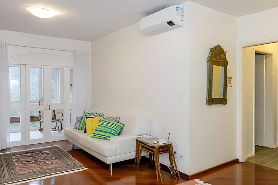 Apto amplo e aconchegante com Ar quente/frio Apartment in Gramado