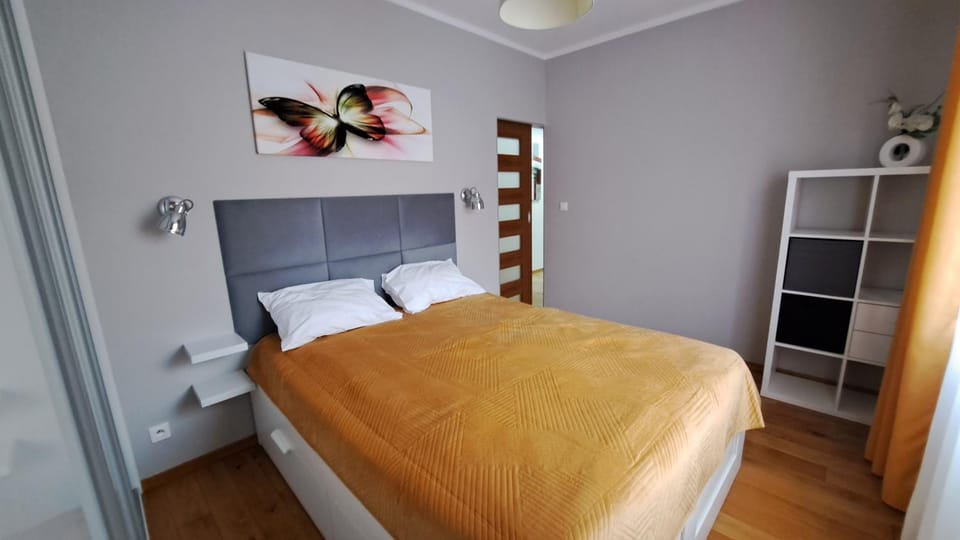 Apartament Marzenie 1 - Opole Apartment in Czechia