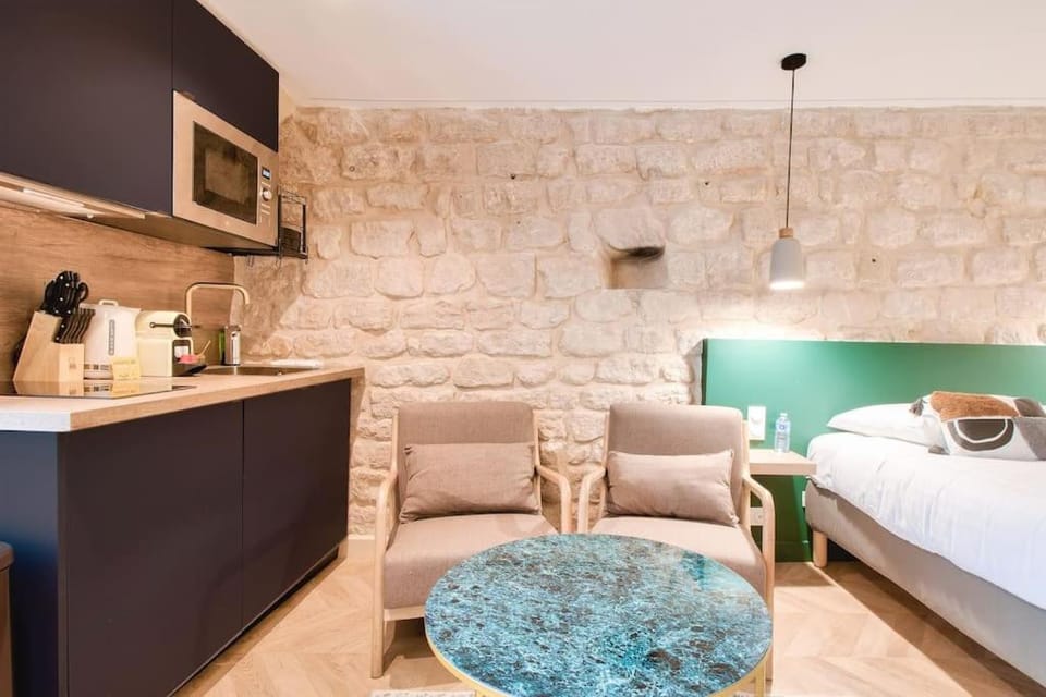 Cozy apartement heart of Montmartre & historic Paris Apartment in Paris