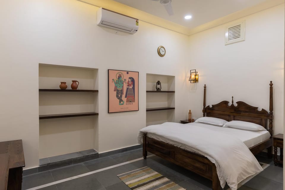 Bed, air conditioner