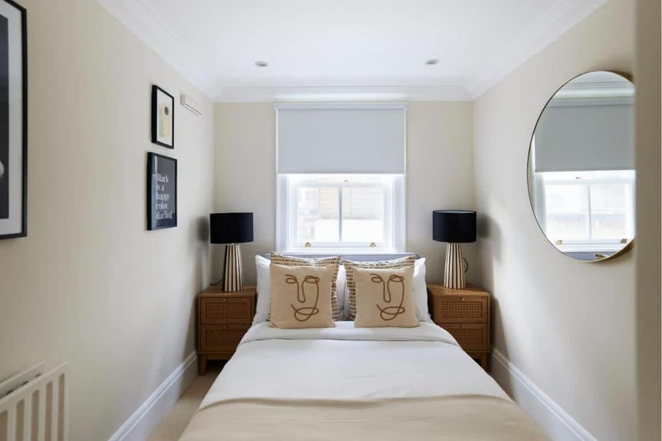 The South Kensington Wonder - Trendy 3BDR House with Garden House in City of Westminster