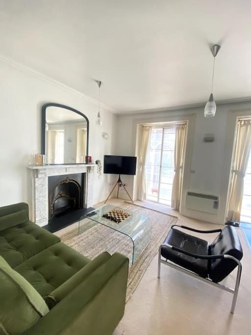 Beautiful City Centre Flat with Free Parking Apartment in Exeter