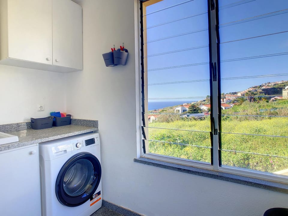 Vista Atlântica by LovelyStay Apartment in Caniço