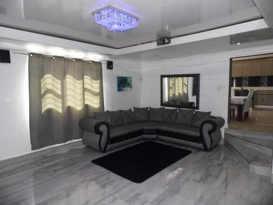 TV and multimedia, Living room, Seating area