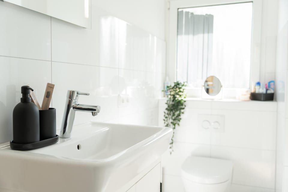 Toilet, Bathroom, Decorative detail