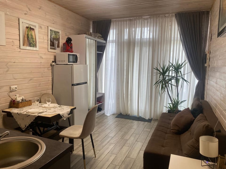 Затишний будинок в передмісті Києва House in Kiev City - Kyiv