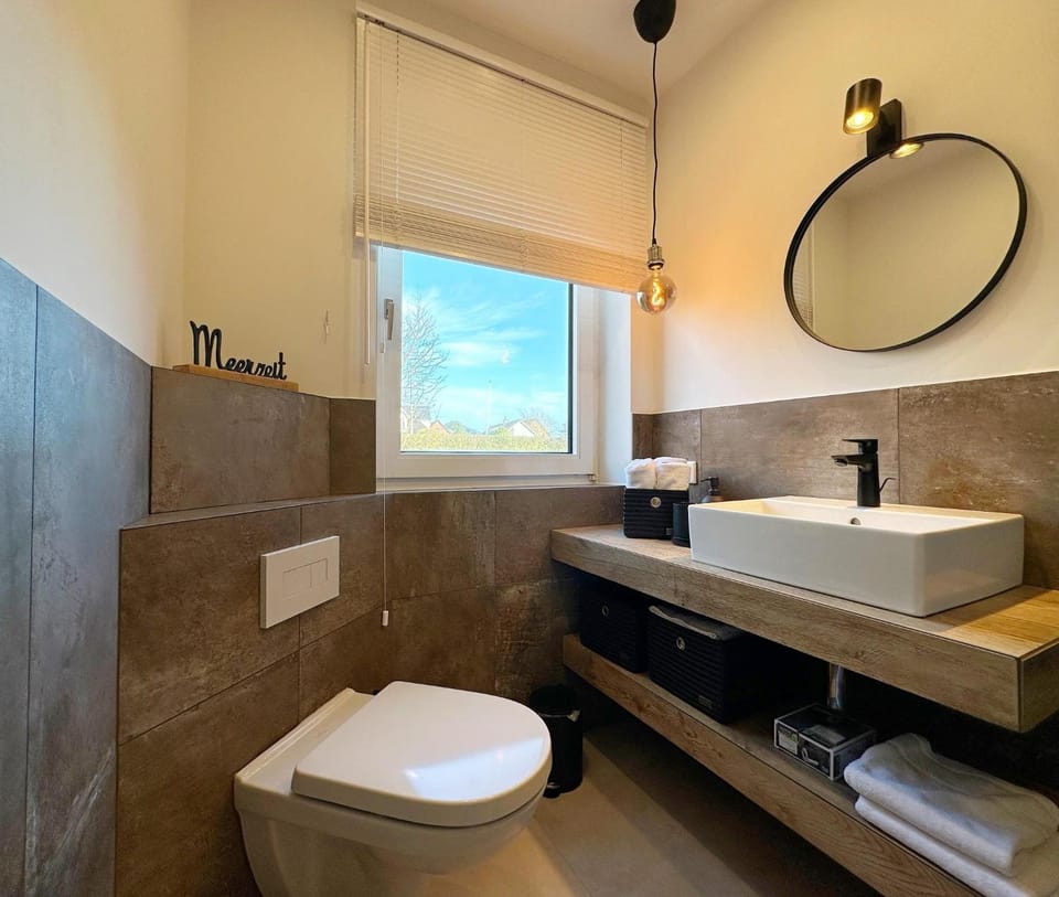 Neu Sanierte Ferienwohnung mit Terasse in Westerland Apartment in Westerland