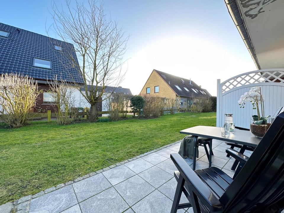 Neu Sanierte Ferienwohnung mit Terasse in Westerland Apartment in Westerland