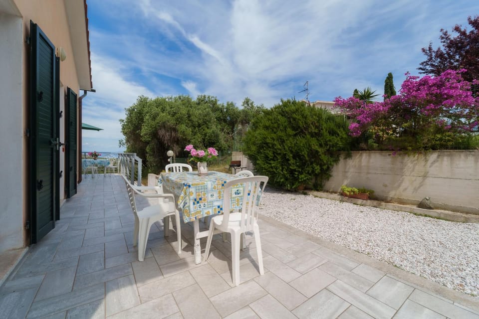 Casa Francesca a Rio - Goelba House in Tuscany