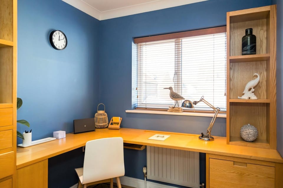Waters Edge - stylish marina retreat House in Eastbourne
