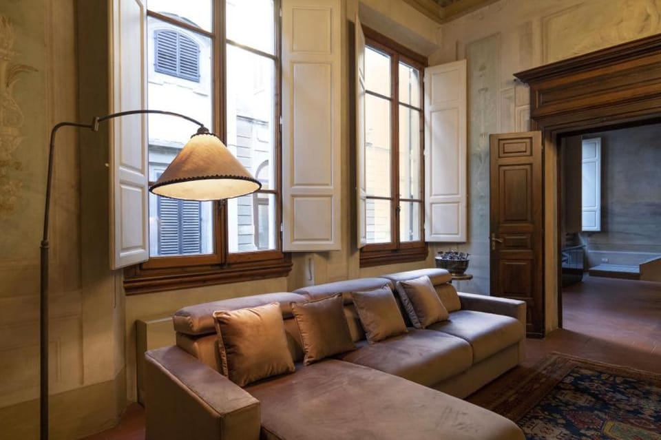 Renaissance Palace Noble Floor Apartment Apartment in Florence