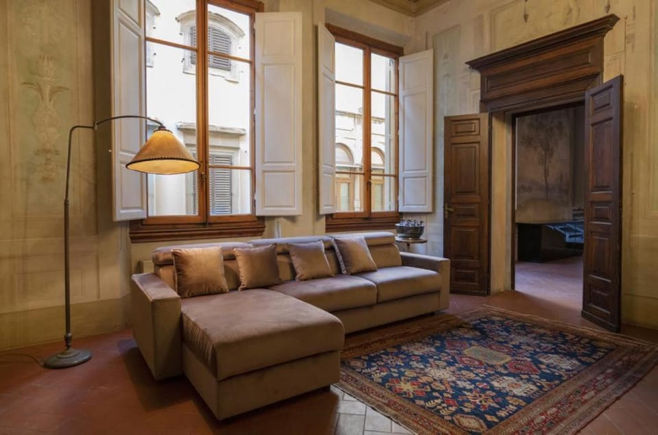 Renaissance Palace Noble Floor Apartment Apartment in Florence