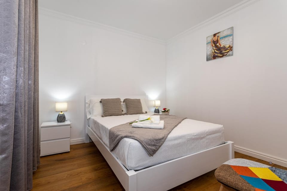 Living room, Bedroom
