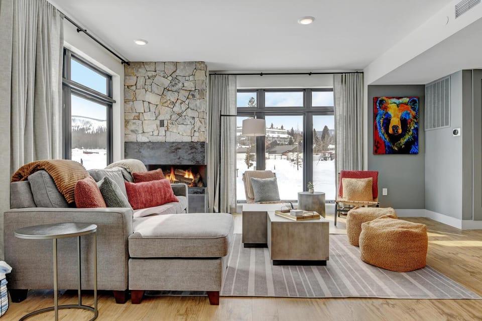 Living room, Decorative detail, Seating area, flat iron
