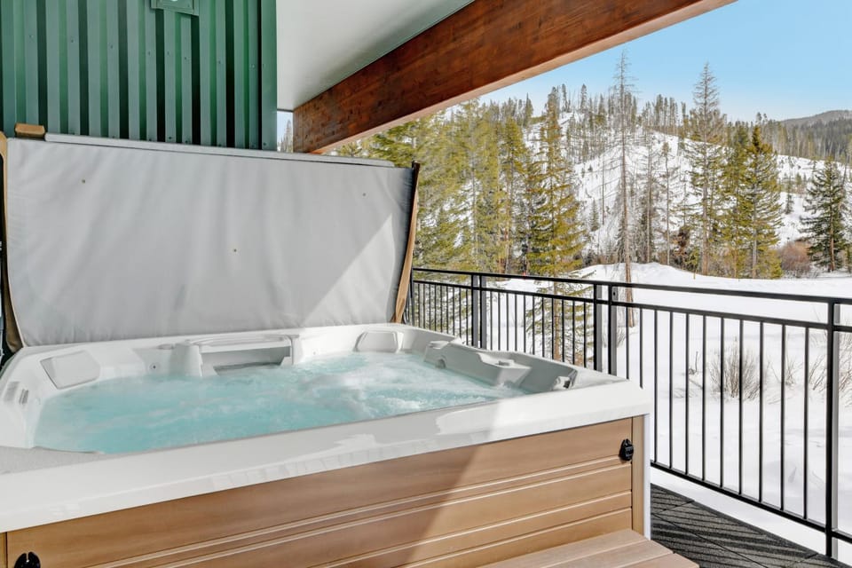 Hot Tub