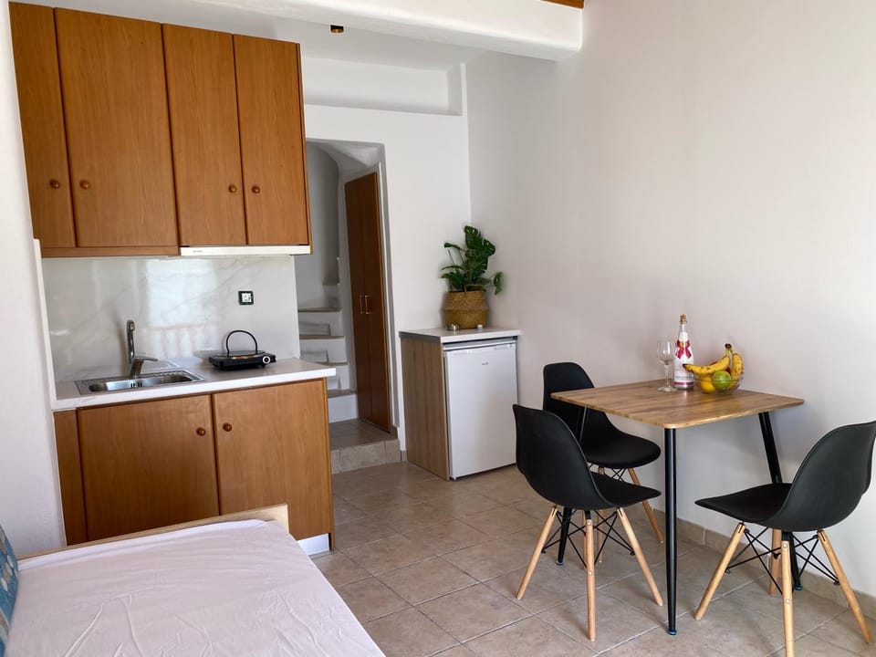 Lunch, kitchen