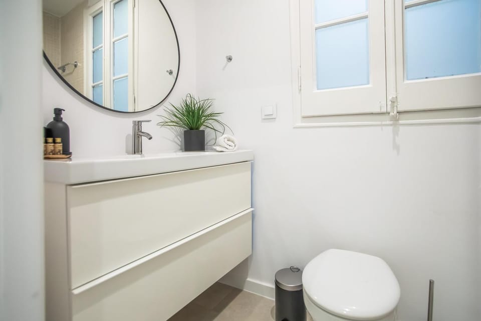 12CRC1038 - Big & Cozy 2bed Apartment in the city Apartment in Barcelona