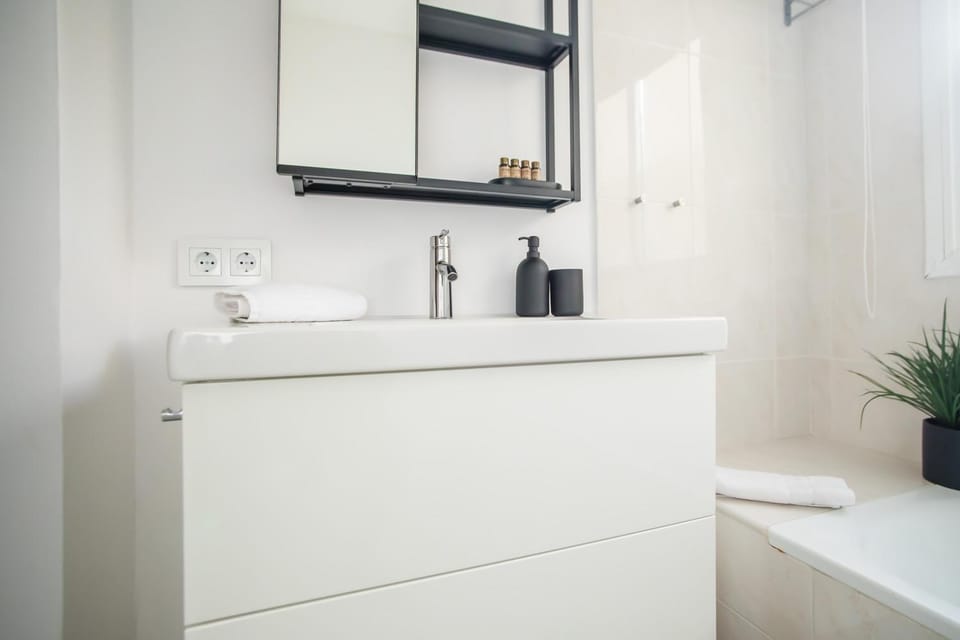 12CRC1038 - Big & Cozy 2bed Apartment in the city Apartment in Barcelona