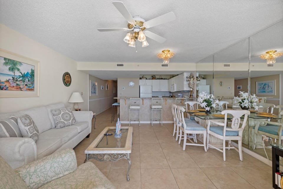 Pelican Beach 1202 by Pelican Beach Management Apartment in Destin