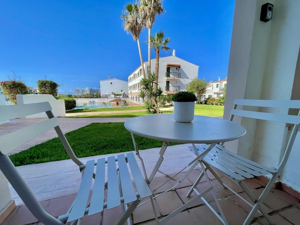 Xoriguer -Apartamento con piscina junto la playa Apartment in Cala en Blanes