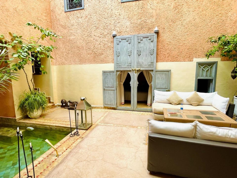 Patio, Swimming pool