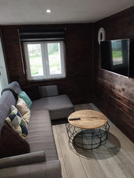 CASITA INDEPENDIENTE EN SUANCES Parking - Wifi - Jardín House in Cantabria