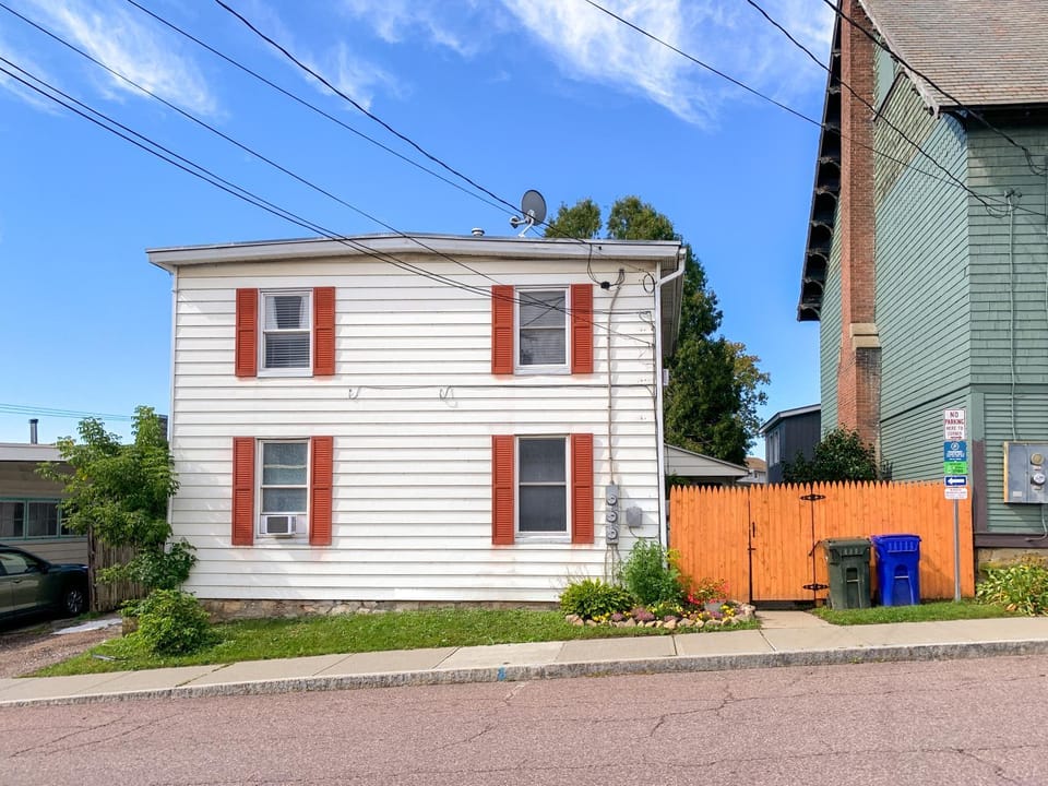 Property building, Street view