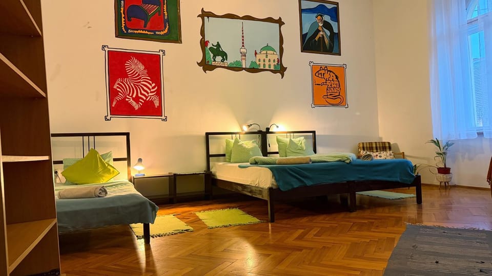 Bed, Photo of the whole room