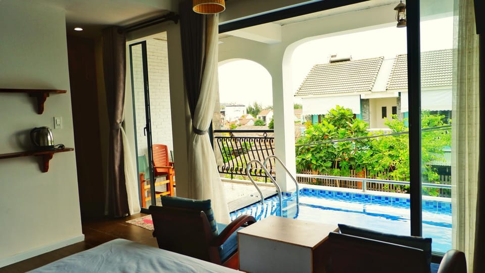 Bedroom, Swimming pool