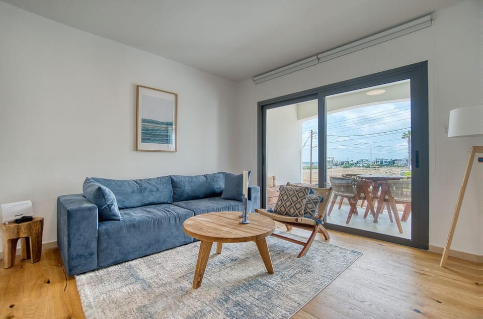 Living room, Other, Seating area, Dining area