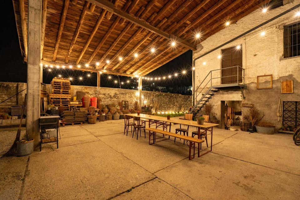 Patio, Night