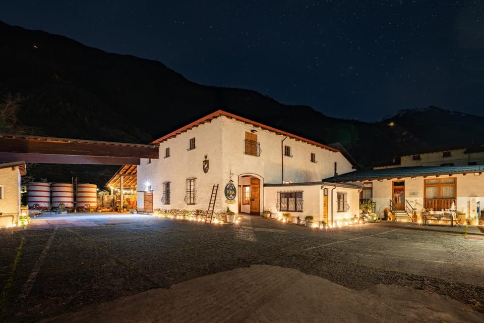 Property building, Night, Natural landscape, BBQ facilities, Mountain view, Quiet street view