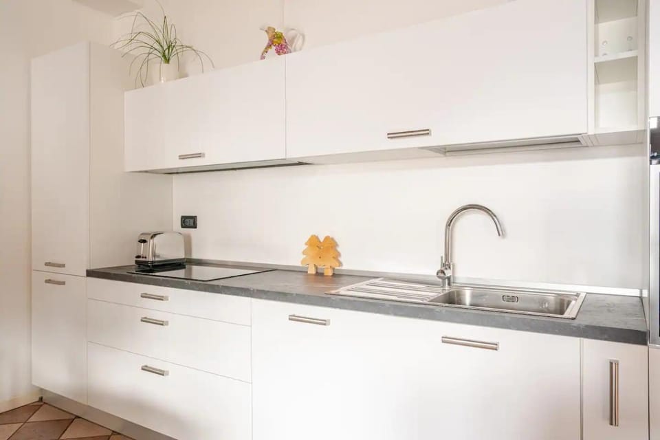 Kitchen or kitchenette, stove, kitchen, kitchen