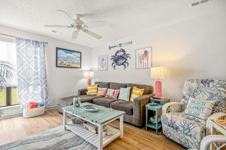 Lil River Paradise Apartment in Little River