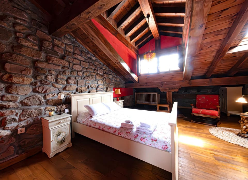 Casa de campo El Midiaju para 8 personas House in Cantabria