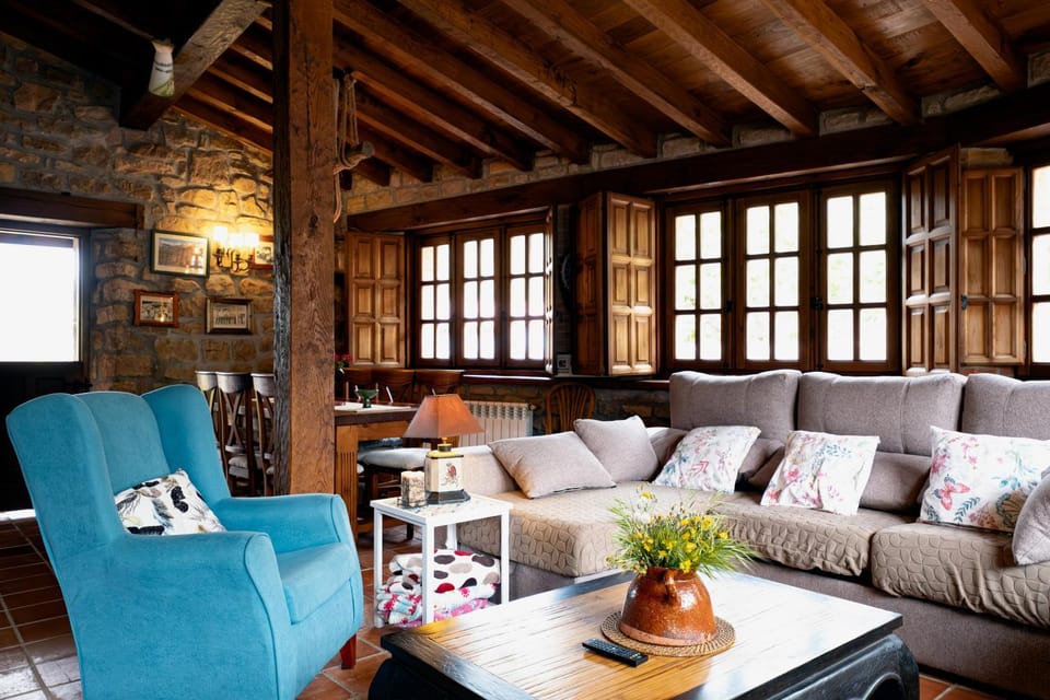 Casa de campo El Midiaju para 8 personas House in Cantabria