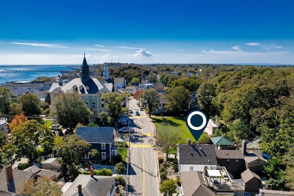 Cape Cod Mod House in Provincetown