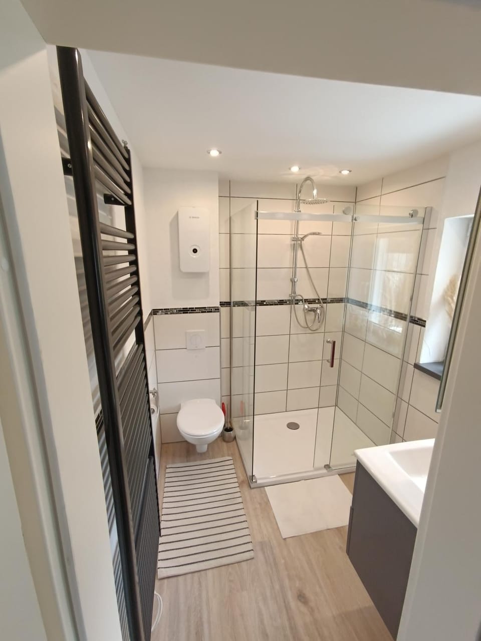 Shower, Toilet, Bathroom