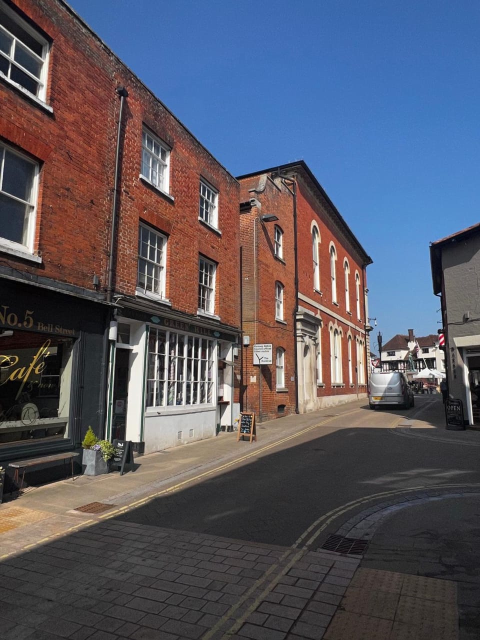 Neighbourhood, Street view, Location