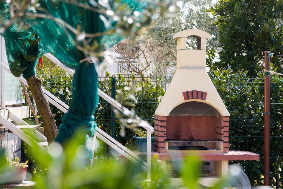 BBQ facilities, Garden