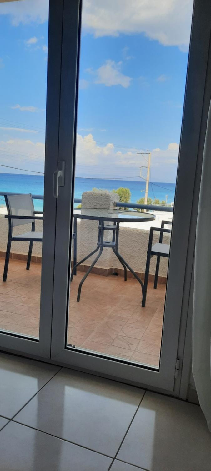 Seaside Studios Apartment in Argolis, Greece