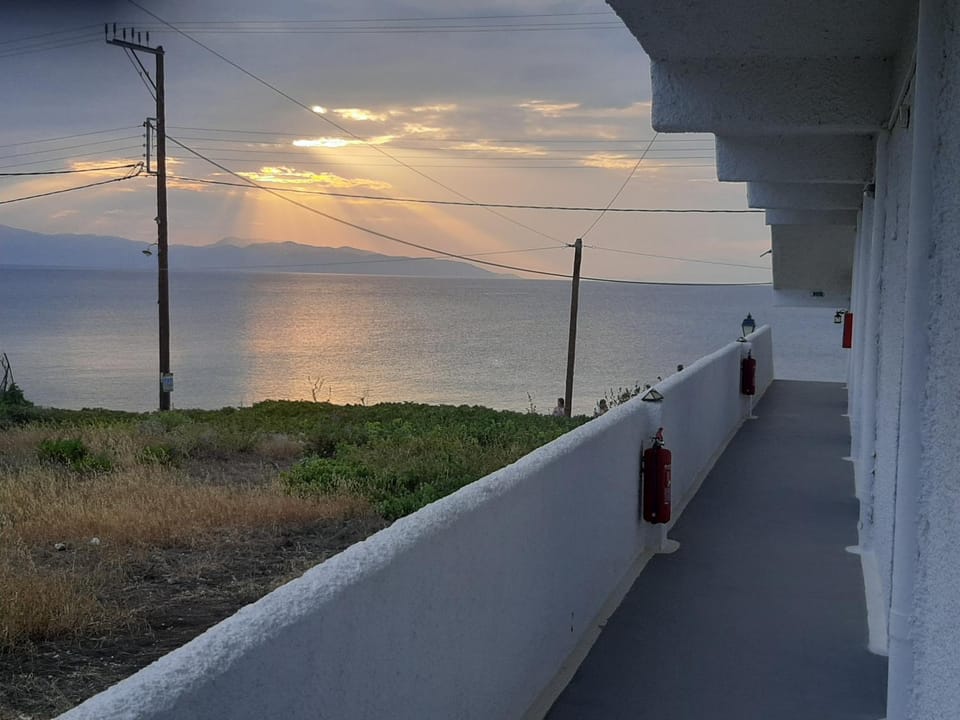 Seaside Studios Apartment in Argolis, Greece